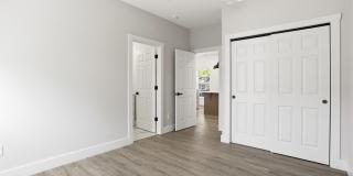 4623 Rookwood Avenue Gallery 46