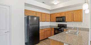 Viewpointe Gallery 15