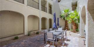 2555 Hampton Road Gallery 1