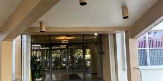 1400 Saint Charles Pl Gallery 17