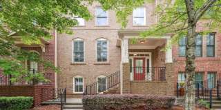 Charming 3BR Townhome in Alpharetta Gallery 1