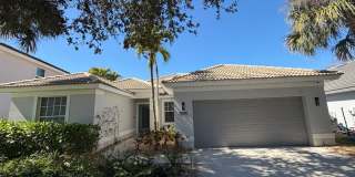 ANNUAL RENTAL - 3 BED / 2 BATH POOL HOME IN AUTUMN WOODS Gallery 1