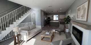 5646 Hazeltine Avenue 5646 Hazeltine Avenue Gallery 1