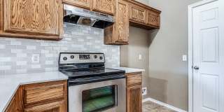 Charming home in Yukon + 3 bedrooms + 2 bathrooms Gallery 14