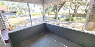 Lazy Oaks Gallery 1