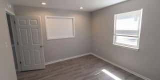 Large 3 bedroom Duplex Gallery 26
