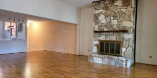 547 Fairway Dr Gallery 10