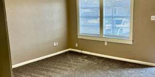 OCTOBER MOVE IN Gallery 1
