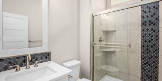 Beautiful 4 Bedroom + Office Home with Open Layout, Gourmet Kitchen & Large Entertainment Room Gallery 15