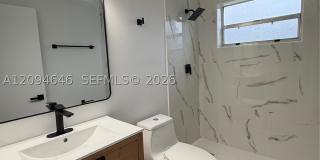 2450 NE 188 2450 NE 188 Gallery 1