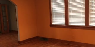 2 Bedroom, 1 Bath Single Family Home  511 Cutler St Waterloo Gallery 4