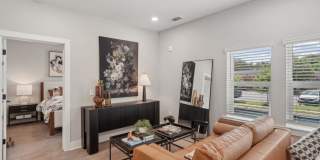 900 Willow Gallery 7