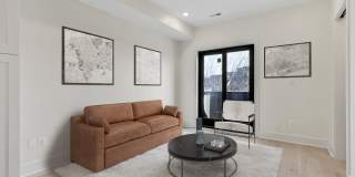 1504 N Capitol St NW  # 302 Gallery 4