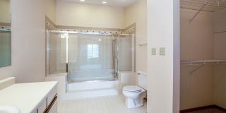1517 Commodore Court Gallery 13