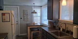 Kelsey's Cottage: Fully Furnished 2 bd/1ba Jacksonville Cottage, Large yard! $300 Utility Fee Gallery 32
