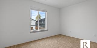 New 3 Bed/2.5 Bath Townhome in Medford Gallery 10