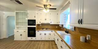 3 bed, 2 bath located in Riverside! Gallery 9