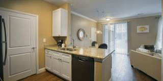 One Bedroom With Garage near Grandview Gallery 4