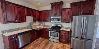 Modern West Salem Home: Central AC, 2-Car Garage & Washer/Dryer Gallery 8