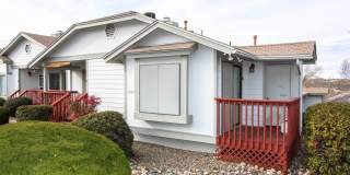 Corner Unit 2 Bedroom Condo Gallery 3