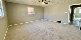 Gorgeous! Completely Remodeled 3/2/2 in Bayless with Washer/Dryer and Fridge! Gallery 23