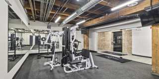 153 W Ohio Street Gallery 13