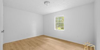 10913 Queen Ann Gallery 16