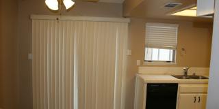 4600 Beechwood #80 - 2+1.5 in Cypress Glen Townhomes Gallery 12