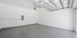 2962 NW 10th Ct Gallery 20