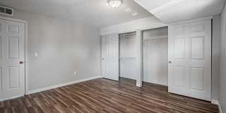 2BD, 1BA Remodeled Westminster Condo. One Parking Spot. Washer/ Dryer Included. Gallery 31