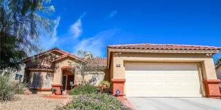 Charming Single-Story Home with Spa & Covered Patio Near Spencer & Wigwam in Las Vegas Gallery 1
