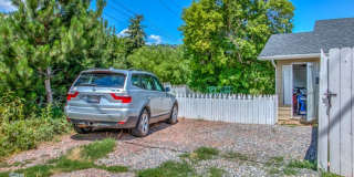 Trailside Living: 5BR Home Steps from Sanitas & Pearl Street Gallery 7