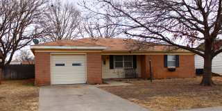 3 Bedroom, 2 Bathroom, 1 Car Garage with Large Backyard! 3 Bedroom, 2 Bathroom, 1 Car Garage with Large Backyard! Gallery 1