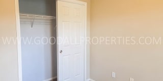 3-Bedroom, 2-Bath Low-Maintenance Waukee Condo with Garage Gallery 9