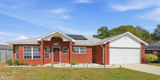 3 Bedroom in Central Crestview! Gallery 1