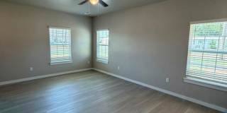 New Construction with Stylish Design & Fenced Backyard in Lawton Gallery 11
