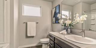 Modern Tri-Level 4BD/3.5BTH Townhouse in Lynnwood for Rent! Pet Friendly! Gallery 26