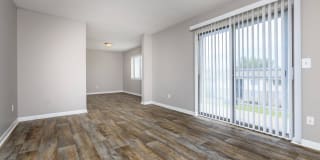 Hickory View Gallery 3