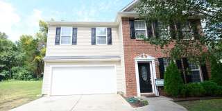 Spacious 4 bedroom and 2.5 Bath Home in Gramercy Park SE Greensboro with 2 car garage Gallery 1