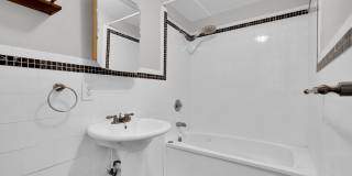 1820 Clydesdale Place Northwest - 1Apt 3 Gallery 26