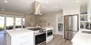 ** ROYAL HARBOR 2/2 REMODELED TOP TO BOTTON BEAUTY READY FOR SEASON ** BRING YOUR OWN BOAT ** GULF OF MEXICO ACCESS ** Gallery 24