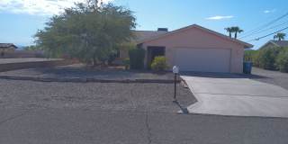 Long-Term Lake-View Rental Pool Home Gallery 1