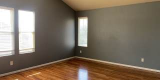 Beautiful 2-Story home near Ft Collins Country Club with easy access to I-25. Gallery 30