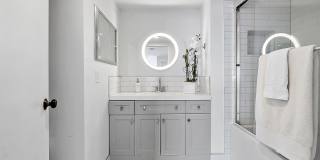 3000 Holiday Drive Gallery 18