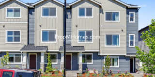 Brand New Three Bedroom Townhome in North Bethany! Gallery 1