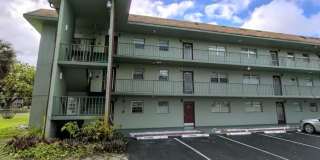 611 South State Road 7 Gallery 1