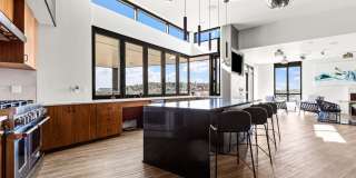 624 Yale Gallery 29