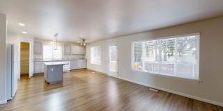 Clean Home with Lots of space ready to be your Home! Gallery 22