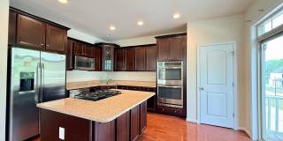 8912 TOWER Place Gallery 10