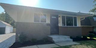 Renovated Spacious 4 Bedroom Home Available for Pre-Lease! Gallery 1